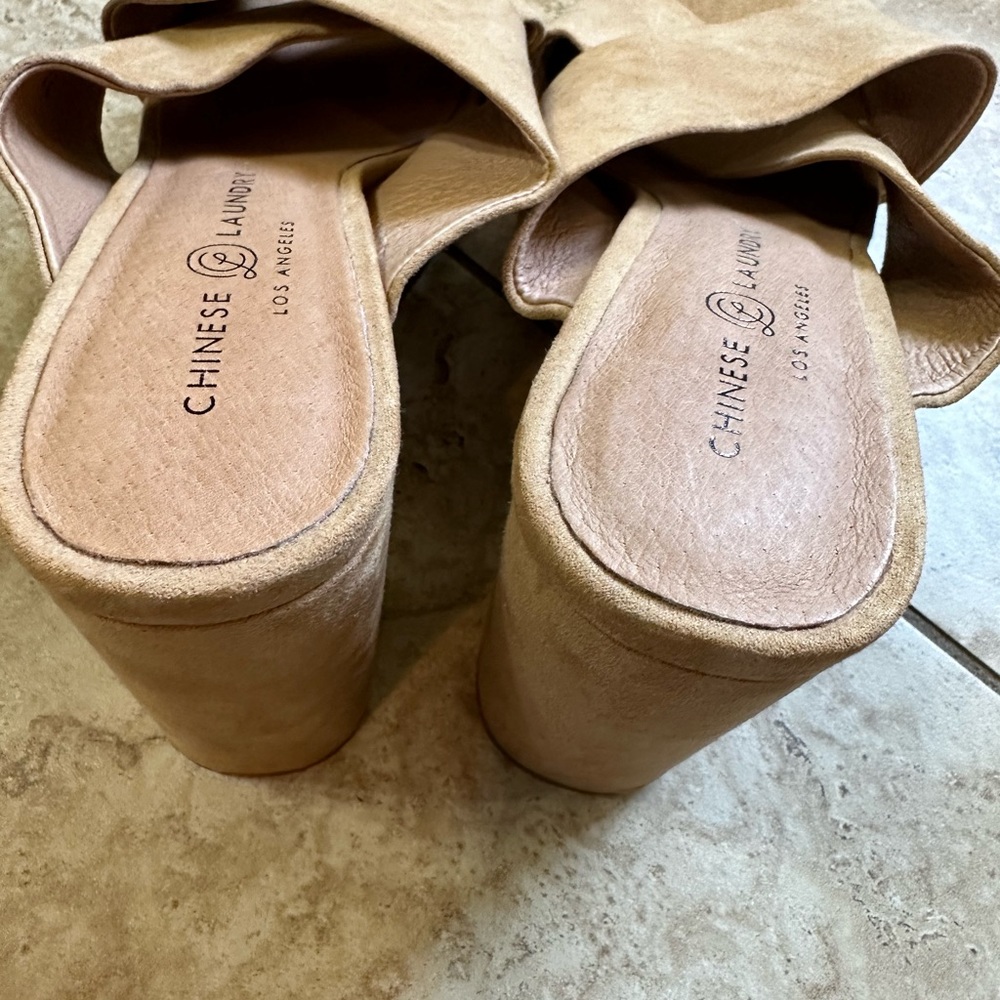 Chinese Laundry Shoes - Picture 4 of 6